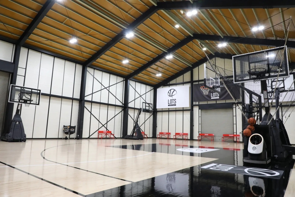 ロッツ横浜 ロッツ横浜